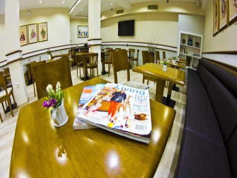 Ilkay Hotel Истанбул Екстериор снимка