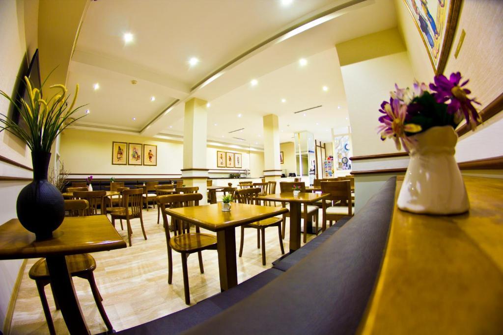 Ilkay Hotel Истанбул Екстериор снимка