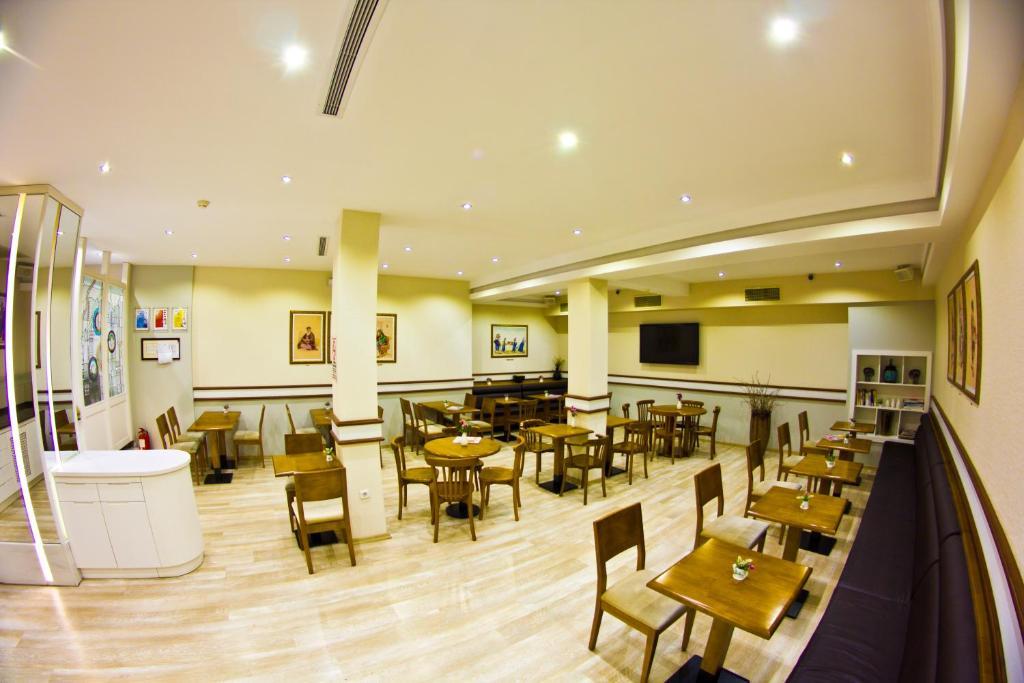 Ilkay Hotel Истанбул Екстериор снимка